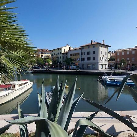 Apartamento Old Harbour House Grado Exterior foto